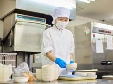 富士産業株式会社 (介護老人保健施設　羽生の丘オーベルジュ) 《医療・福祉分野に携われるお仕事》
プライベートも充実させながら
安定してムリなく働けます◎
※画像はイメージ