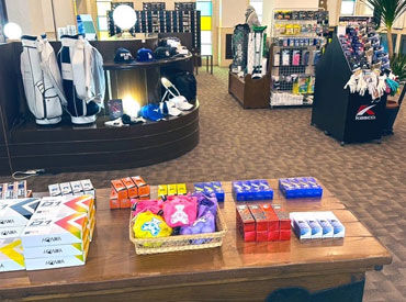 ゴルフの知識・経験は必要なし!
異業種からの転職も大歓迎です◎
少しでも「やってみたい」という気持ちを応援します♪