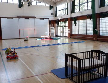 内観はこんな感じ♪広くて綺麗な環境です！

狛江市立和泉児童館でもスタッフ同時募集！
家から近い方で勤務OK◎