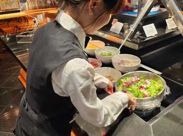 ワンランク上のマナーや接客スキルは、
あなたに自信を与えてくれるはず♪
『ホテルで働いてみたい』そんな理由も◎