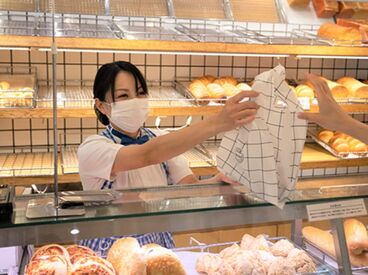 蒲田駅直結で雨でも安心！
複数路線が乗り入れる駅なので
学校帰りやお仕事帰りにも
通いやすさは抜群のお店ですよ♪