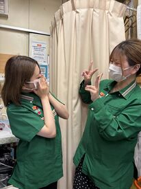 レジは自動精算でお金の取り扱いも無し♪
難しいお仕事はないので、未経験の方でも安心です◎