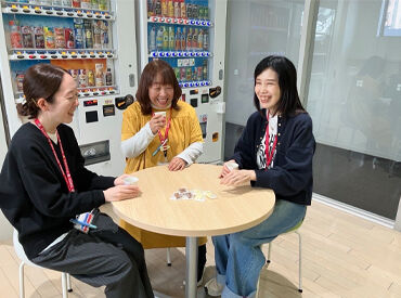 時給1400円スタート＆土日祝は200円UP！
週3日～OK、4時間～働けるから自分のペースで◎