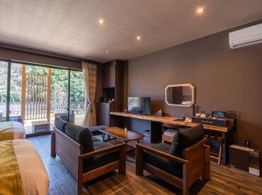 スキルを伸ばしたい方、
未経験・ブランクの方も歓迎です！
料理長・副料理長の指示のもと
チームで行うためご安心ください◎