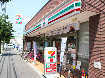 セブンイレブン 香川大学正門前店 ＼難しいお仕事は一切なし！／
未経験・初バイト/初パートの方も大歓迎！
コンビニや接客のお仕事が初めての方も◎