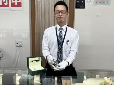 かんてい局 新潟松崎店 業界未経験だったスタッフが多いからこそ
常に相談しやすい環境が整っています◎
まずは店内に慣れることから一緒にスタート！