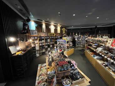 未経験歓迎！
1つ1つ丁寧に教えるのでご安心ください！
和気あいあいとした雰囲気ですぐに馴染めますよ♪