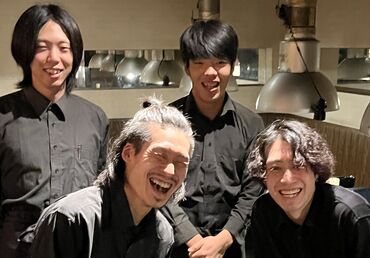焼肉工房やきや　みなと 友達との応募も大歓迎！仲間とワイワイ楽しく働ける★
未経験でも安心スタート♪バイトデビューにおすすめな職場◎