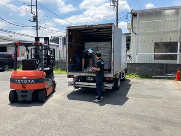 豊島運送株式会社 40～50代男性が活躍中！
自営業のかたわらなどで、都合のよい日だけ週2～3日勤務OK◎
※画像はイメージ