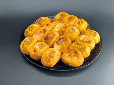 カリットギョウザ黄金 「ホワイト餃子」で親しまれていた当店
2008年に店名を「カリットギョウザ」に変えてからも、変わらぬ味で愛され続けています♪