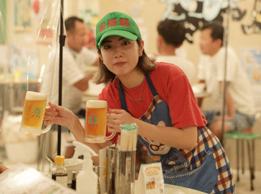 髪型髪色も清潔感があれば自由！
自分らしさを大切に働けるお店です＊
新しい仲間と一緒に楽しくバイトデビューしませんか？