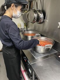 働き方はアナタ次第です！
平日の週2～3日なので無理なく働けます(^^)/
Wワーク/副業・家事/育児との両立も可能◎