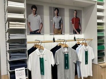 週2日～／1日3時間～★
シフトも柔軟◎
新作のお洋服などもいち早く知れるのでワクワクしながら働けます♪
