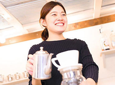 24/7 cafe apartment nagoya 未経験さん大歓迎★シフトは気軽に相談OKだから、みんなにとって働きやすい！絶品まかないもあります◎
