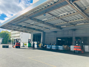 ＼休憩室もしっかり完備！／
働き始めたら続く方多数◎
20～50代まで幅広い世代の男女活躍