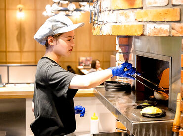 いしがまやハンバーグ テラスモール湘南 ★NEWスタッフ大募集★
飲食未経験さんも大歓迎です◎
研修期間中にしっかりと先輩がお教えしますのでご安心ください♪