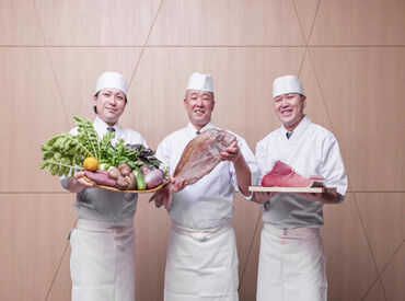 飲食店経営・ブランドプロデュース・ECなど幅広く手がけることで
社員の希望に沿った多様なキャリアパスを描くことができます！