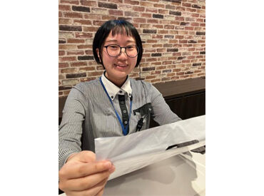 映画好きには嬉しい特典、従業員鑑賞制度あり☆彡
お仕事しながら、いち早く映画情報もcheckできちゃう♪