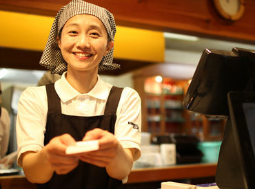 コメダ珈琲店　今治立花店 木のぬくもりを感じる落ち着いた空間*゜
ほんわか優しい先輩があなたをしっかりサポートします♪