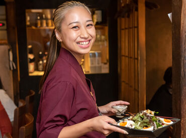 横浜串工房 溝口店 溝の口駅徒歩3分で好アクセス！！
毎日の通勤場所として超便利です♪
お店も先輩も親しみやすい雰囲気が"◎"