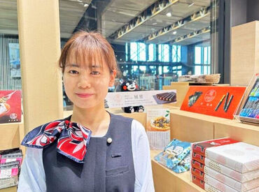 株式会社JALUXエアポート　JAL PLAZA 成田空港 商品管理 「接客よりも裏方が向いている」
「モクモク作業が好き」
「空港という特別な場所で働いてみたい」
そんな方は必見のオシゴト★