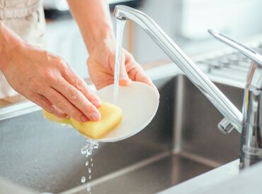 株式会社藤本物産 スタッフみんなで協力し合いながら和やかにお仕事♪
初めての方もすぐになじみやすい雰囲気です！
※画像はイメージ