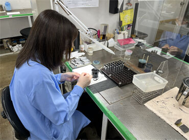 働きやすさ◎
お子様の発熱時、
学校や幼稚園の早退時など、
シフト相談にも理解がある職場です＊*