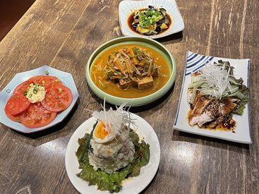 ■賄い2食付き■
17時から出勤すれば食費が2食分浮きます！
メニューも豊富です！