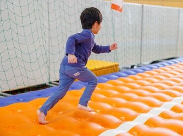 髪型・髪色自由！ピアスやネイル、ヒゲもOK★
せっかくの学生生活だから、オシャレも満喫しちゃいましょう！