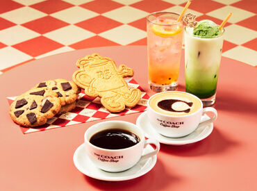 THE COACH Coffee Shop 木更津（三井アウトレットパーク内） 【COACH】はNY創立のグローバルファッションブランドです。
Cafeのグッズ販売や季節限定のフードメニューもあります。
