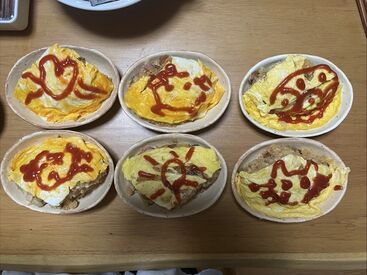 未経験でも安心してスタートできる内容です！料理の配膳やこども食堂内にいる動物のお世話などをお願いします！