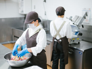 おいしいお肉とお惣菜で
お客様にSmileをお届け◇*゜
主婦さん多数活躍中！
Wワークをご希望の方も大歓迎！