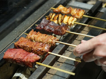 もつ焼き ふる矢　キャナルシティ博多店	 ≪キャナルシティ博多≫ 
地下鉄「櫛田神社前駅」から直結◎
雨でも濡れずに通勤出来ます！