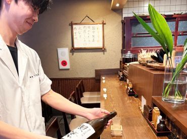 ＼働きやすさも充実／
■3店舗とも駅から徒歩1～3分ほど♪
■髪色・ネイルOK！
■社員割引でうな重が20％OFF★