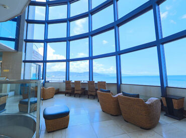 ラグジュアリー和ホテル　風の薫/008 10代～50代と幅広く在籍！
年齢問わずに大歓迎★
お休み希望は100％通ります♪
扶養内シフトなど希望の働き方を叶えます！