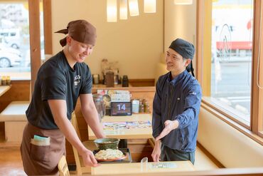 久兵衛屋　ふじみ野店 初めてからスタートした方がほとんど♪
バイトデビューでも先輩が優しく教えるので安心です！