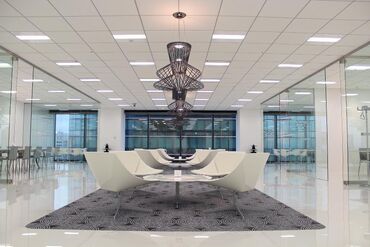 難しいトークやクレーム対応は先輩社員にバトンタッチ！
マニュアル完備の電話案内なので、
ストレスなくお仕事できます◎