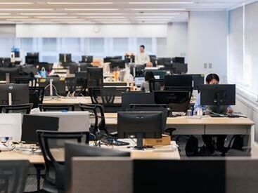 フリーターさん～主婦(夫)さんまで歓迎！
宝町駅すぐで通勤も楽ちんですよ。
20～40代活躍中！