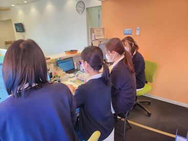 ★フォロー体制ばっちり!★
子育てでしばらく仕事から離れていた方も気軽に応募してください♪