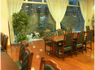 夕方の16時には退勤できるので、
プライベートの時間もたっぷり確保♪
平日のみOK!土日祝は完全にお休みです★