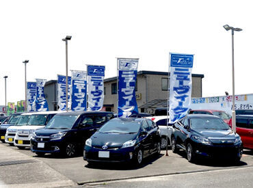 《程よく体を動かせる!》
手洗い洗車や車内清掃などをお任せ◎
体を動かしながら働きたい方にも ピッタリのお仕事です♪