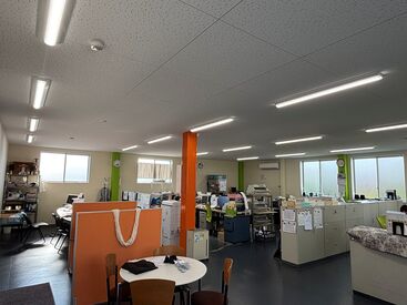オザワ繊工株式会社 事務作業と、工場内での軽作業をお任せ♪
優しい先輩たちがしっかりフォローしますので
未経験の方もご安心ください！