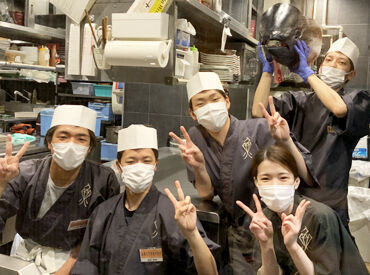 だれもが働きやすく、笑顔になれる職場を目指しています。
仕事の進め方やシフト調整など気軽にご相談ください!