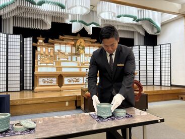 やすらぎホール下松 正社員デビューさんも大歓迎！
『やっててよかった』
と思えるシーンも多数◎
ご応募お待ちしております！
※イメージ画像