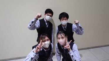 つかさ筑紫野店 未経験スタート大歓迎♪
パチンコ店に入ったことがない方も、
ルールがわからない方も大丈夫！