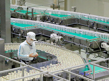 鴻池運輸（株）　南多摩営業所 大手メーカーの飲料を扱う仕事★
繫忙期や閑散期はなく、年間通じて安定！
身近な商品に携われる環境で長く安心して働けます◎