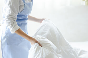 株式会社ミックコーポレーション沖縄営業所 幅広い世代が活躍中！
丁寧な指導やサポートがあるので、安心して飛び込んで来てくださいね♪
※イメージ画像