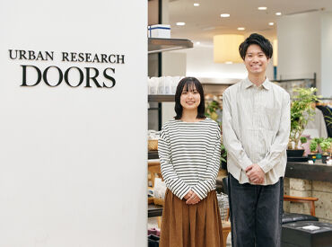 ≪20~30代まで≫スタッフ活躍中!
アルバイトからスタートして社員になった方も多数!
アパレル業界に興味ある方はぜひCheck★