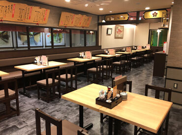 未経験者さん歓迎！
業務はイチから丁寧に教えますので、
不明点は気軽に聞いて下さい◎