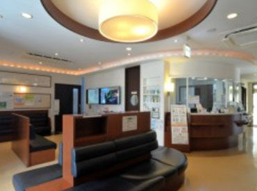 川口メディカルクリニック ★社会保険
★退職金制度
★正社員登用制度
などなど、福利厚生も充実！
安心して働き続けられますよ◎